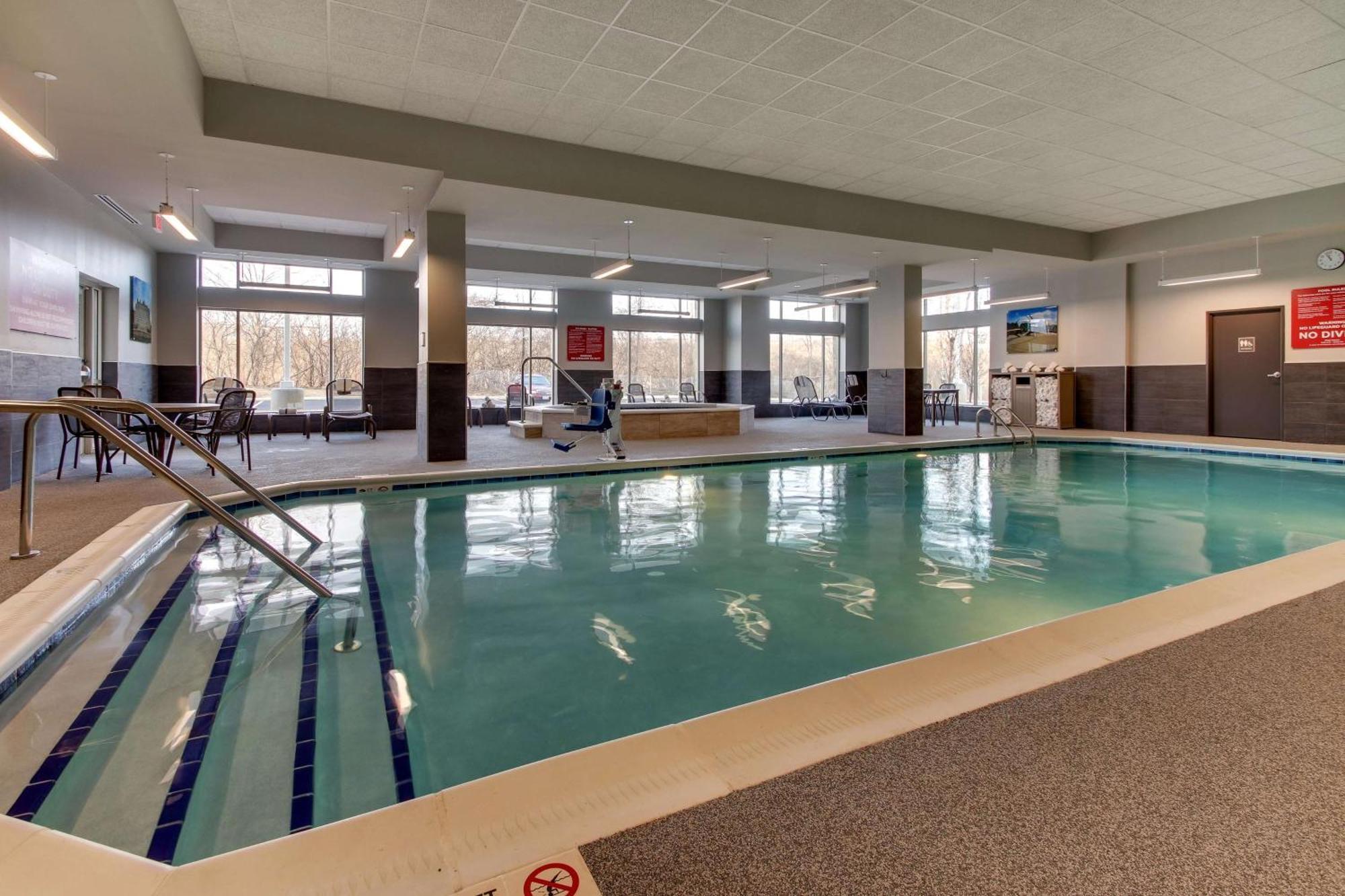 Drury Inn & Suites Columbus Polaris Экстерьер фото