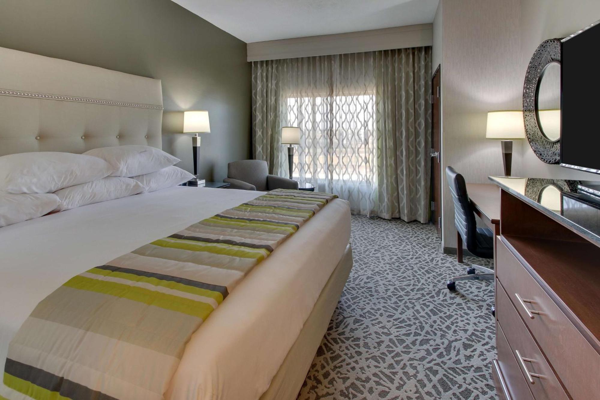 Drury Inn & Suites Columbus Polaris Экстерьер фото