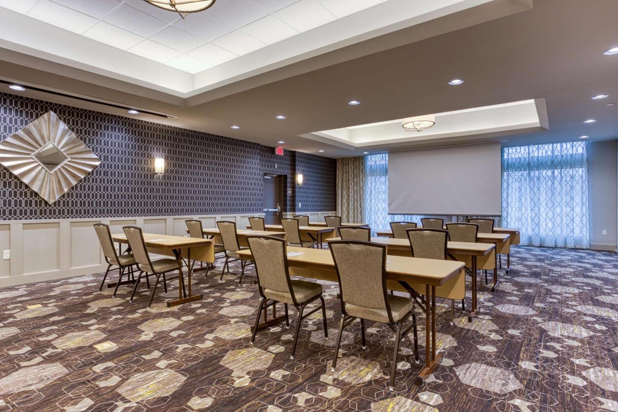 Drury Inn & Suites Columbus Polaris Экстерьер фото