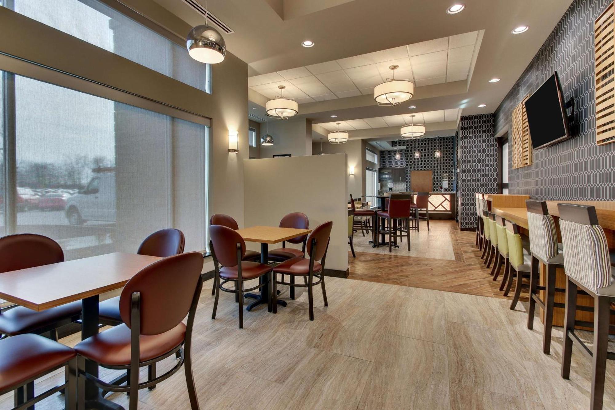 Drury Inn & Suites Columbus Polaris Экстерьер фото