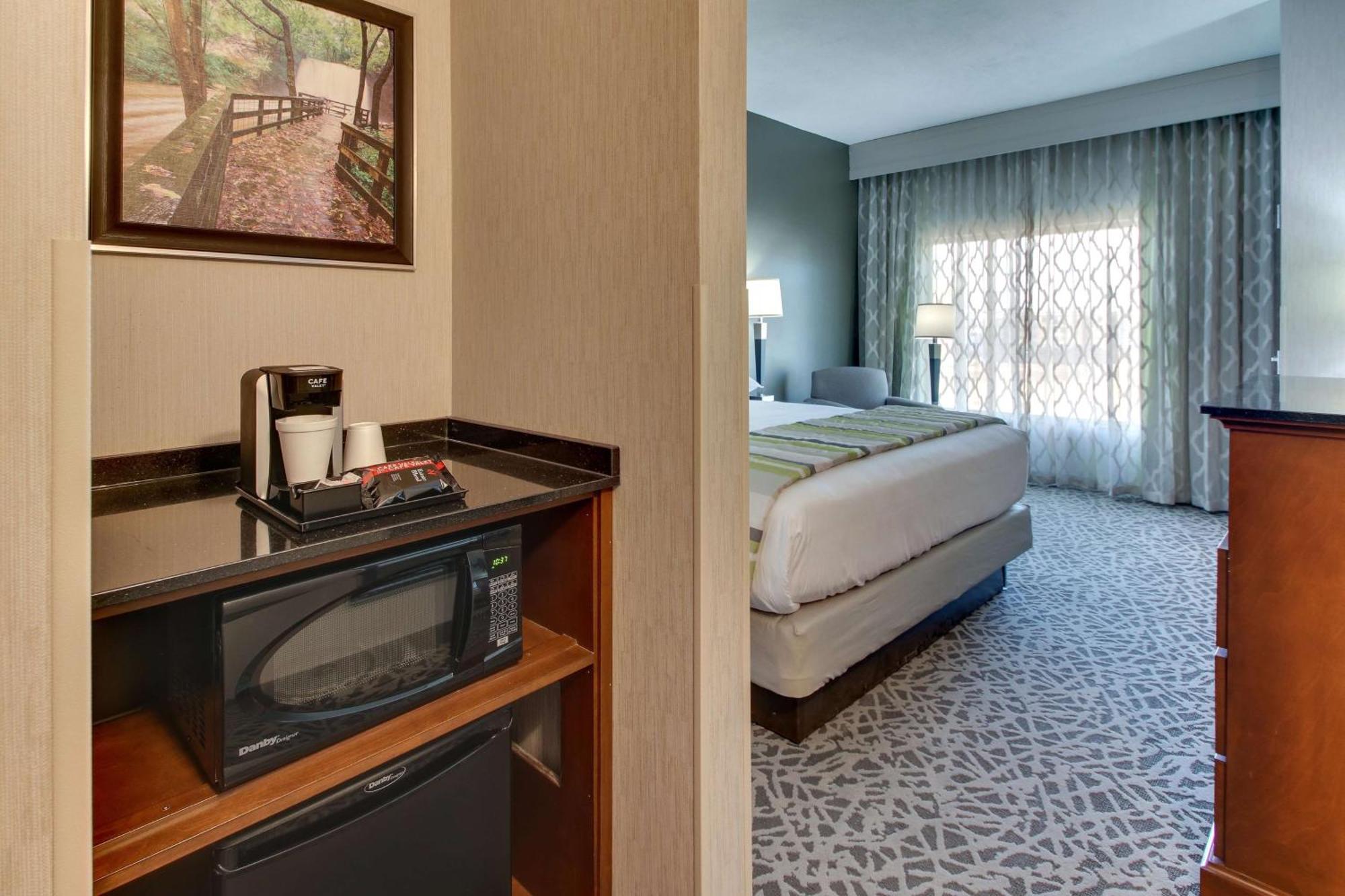 Drury Inn & Suites Columbus Polaris Экстерьер фото