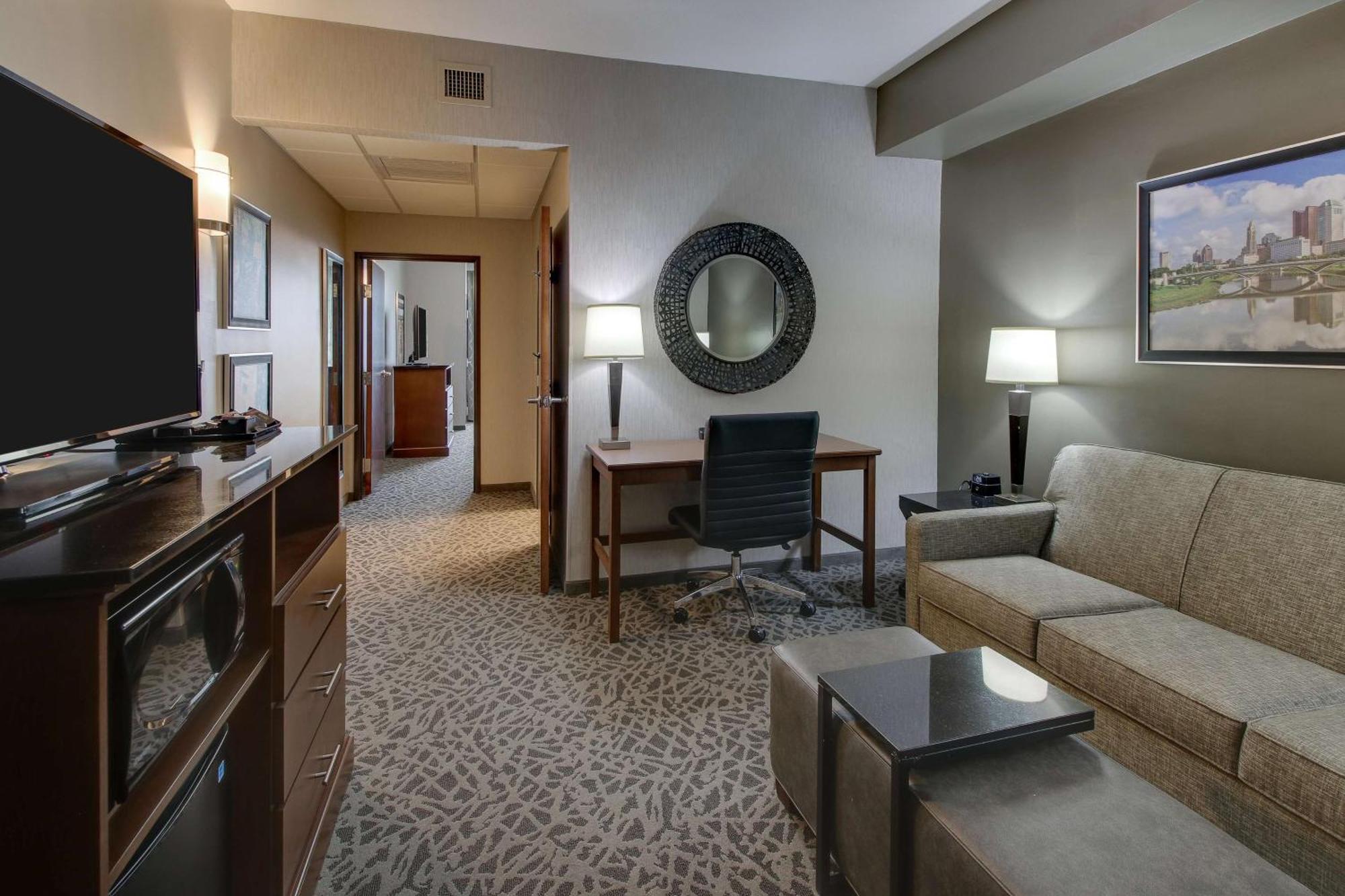 Drury Inn & Suites Columbus Polaris Экстерьер фото