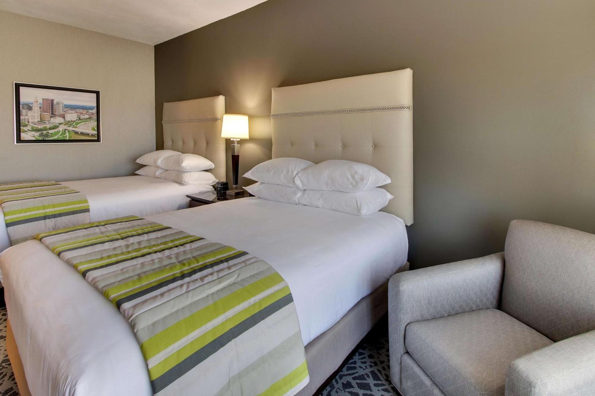 Drury Inn & Suites Columbus Polaris Экстерьер фото